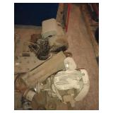 Antique Small Engine, Cylinder Head, Tray, Motor