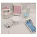 Wooden play house furniture and teapot(inspect Wooden play house furniture and teapot(inspect