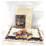 Lace table set and 4x place mats