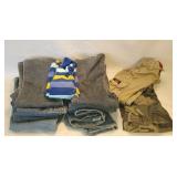 11 Size 5 to 6 boys Levi's and wranglers