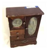 Jewelry box Jewelry box