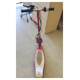 Razor scooter (inspect-battery may need replaced) Razor scooter (inspect-battery may need replaced)