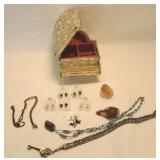 Piano jewelry Box with jewelry Piano jewelry Box with jewelry