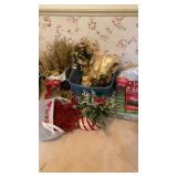 Miscellaneous gold Christmas lot bulbs, tree,