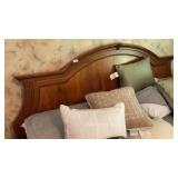 Oak bedroom set 5 pc