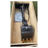 Skid steer digger with hydraulic 12 inch bucket