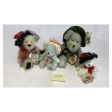 Boyd bearS lot of four
