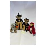 Boyd bears Halloween lot of four on stands