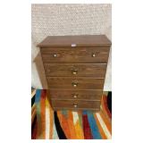 5 drawer dresser 31ï¿½wide 16ï¿½d