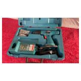 Makita cordless drill no battery/with case