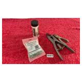 Casterating tool and bands