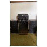 Magnavox stereo and speakers