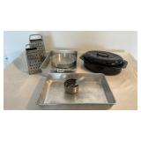 Miscellaneous set and small roaster
