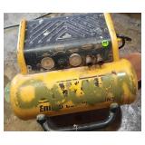 DeWalt Portable Air Compressor - NO SHIP