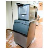 Scotsman Fs0822a-1b Self-contained 800lb Ice Flaker With Bin