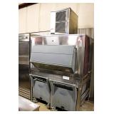 Scotsman F1522a-32d 1500lb. Self Contained Ice Maker W/ Bin And 2 Carts