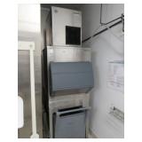 Hoshizaki F-801mah Self-contained 800lb Ice Flaker With Bin