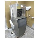 Hoshizaki F-450mah Self-contained Ice Flaker W/bin