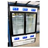 True Gdim-49 Self Contained 2-door Bagged Ice Merchandiser Freezer