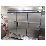 True T-72f-hc Self-contained 3-door Freezer