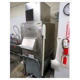 Hoshizaki F-450maj Self-contained Ice Flaker With Bin, Cart