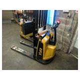 Yale Mpb045 4500lb Electric Pallet Jack