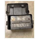 Battery with keys on task