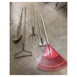 5 yard and gardening tools
