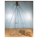 Antique Spence Hardwood Clothes Pins in box &