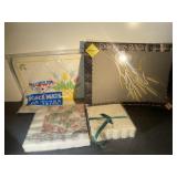 Vintage NEW placemats & napkins-paper