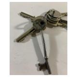 Vintage skeleton and more keys