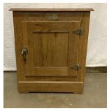 Vintage White Clad end table. 24" x 21" x 15?"