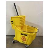 Brute Yellow Mop Bucket