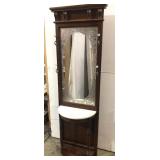 Pulaski Furniture Hall Tree Mirrored piece