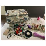 Cute sewing case & contents