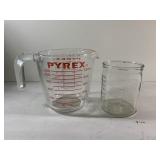 2 cup measuring cup and 1 cup