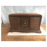 Vintage Zenith radio needs repair does not work