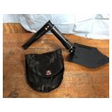 Avalanche collapsible shovel