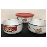 Vintage enamelware nesting bowls-not matching