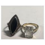 Vintage rings marked 925. 8.96grams