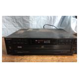 Sony CDP-C315 compact disc player-Lights up when