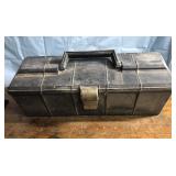 Mountable tractor toolbox