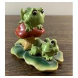 Vintage Lefton Frogs on mushroom Japan