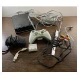 Wii Gaming consule and accessories-not tested