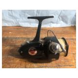 Vintage BERKLEY No. 420 Spinning Fishing Reel  -