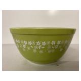 Vintage Pyrex Spring Blossom Crazy Daisy mixing