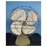 Retro avocado green 4 metal blade fan-works!