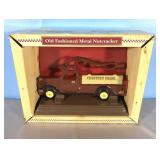 2005 Chestnut Creek Old Fashioned Metal Nutcracker