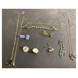 Neat lot of vintage jewelry