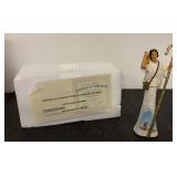 Thomas Kinkade Hawthorne Village figurine w/ COA